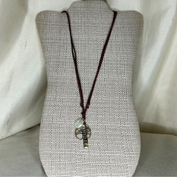 NWT Boho Chic Brown Tree of life Pendant Slip Over Necklace with Pearl Accent - Picture 2 of 5